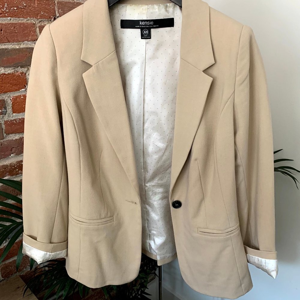 Kensie Beige Blazer with Polka Dot Lining